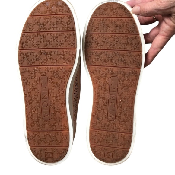 Vionic Sneaker Kimmie Perforated Suede Slip On Peach Pink Size 9 - Picture 11 of 12